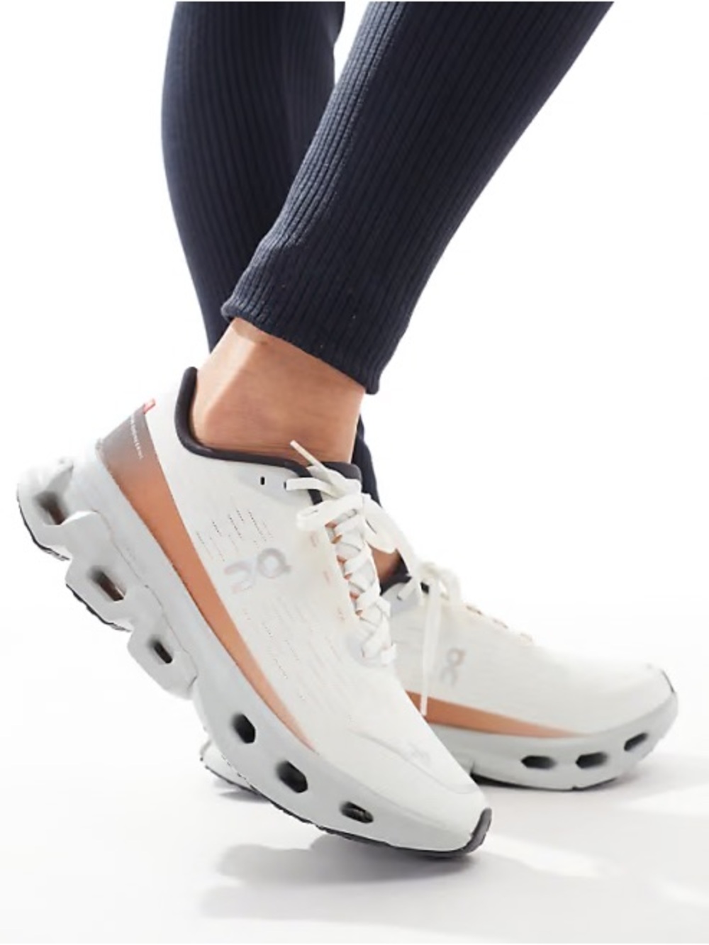 On Cloud Cloudspark Running Shoes - Women's Size 8